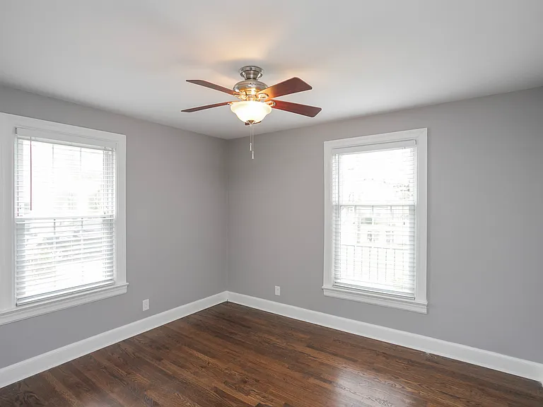 611 Shady Ln — Photo 21