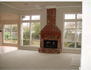 5th image of 155 Cherry Creek Dr