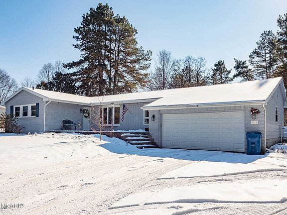 2nd image of 164 Thelma Dr