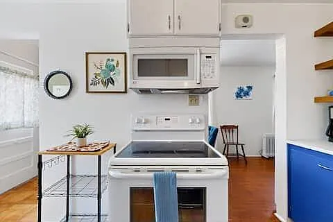 735 Jefferson St NE — Photo 11