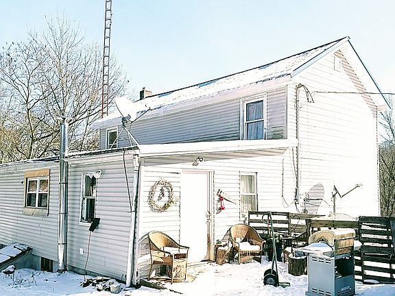 Back entry into mudroom