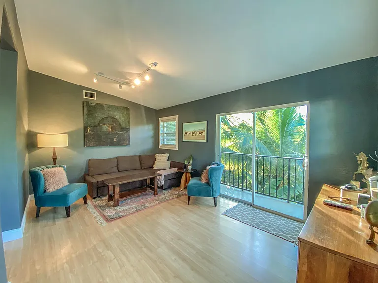402 Coconut Dr — Photo 24