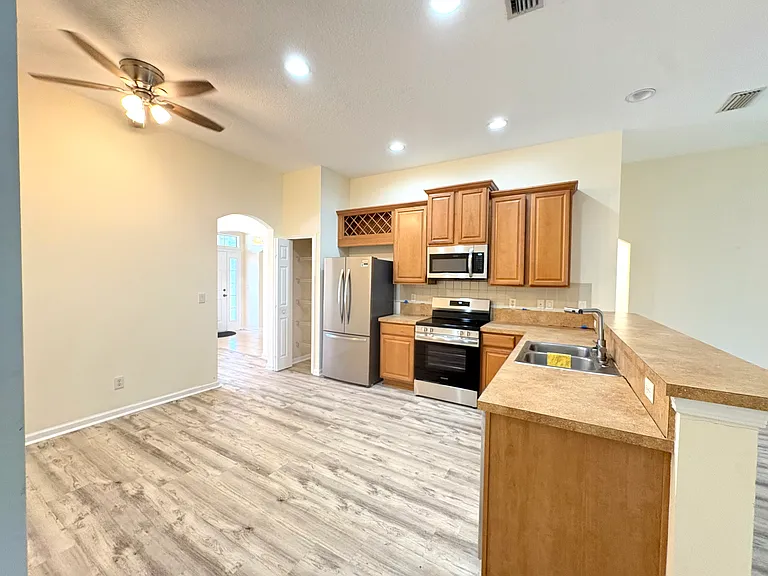 205 N Hidden Tree Dr — Photo 7