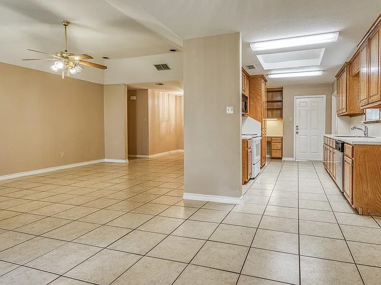 2322 Willow Dr — Photo 19