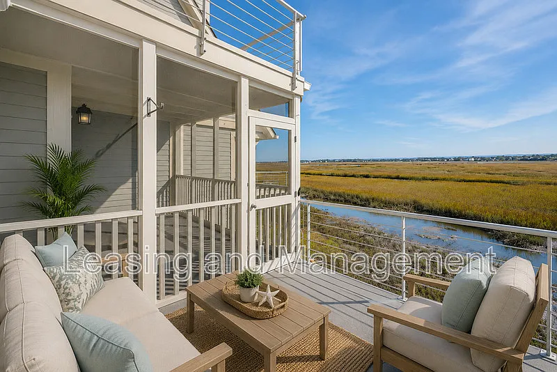 242 Little Oak Island Dr