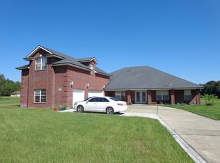 5247 Angel Lake Dr, Jacksonville, FL 32218