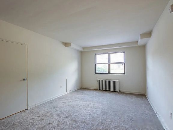 3rd image of 6713 14th St NW #106