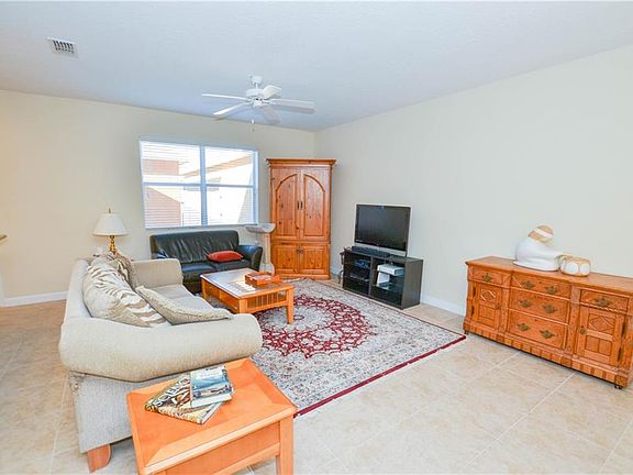 3rd image of 15321 Avenue Of The Arbors