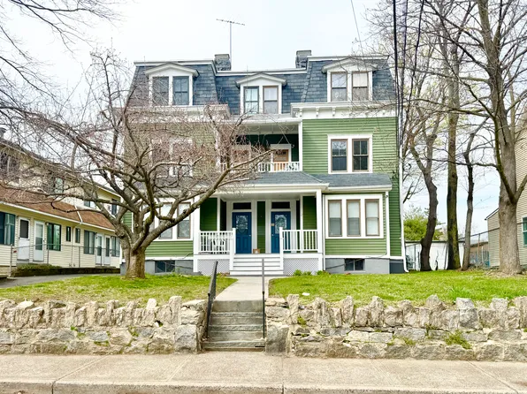 10 Linden Pl #1B, Stamford, CT 06902