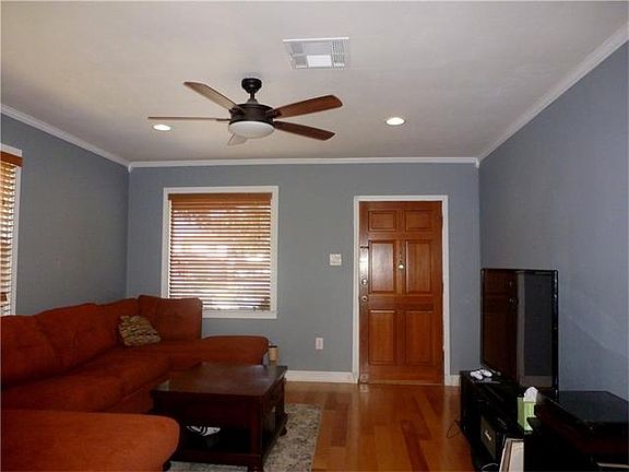 4th image of 509 Avenue F
