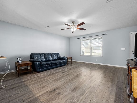 5th image of 3535 Nightshade Dr