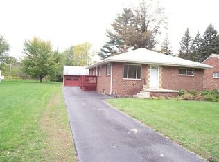 805 Vanderbilt Rd, Toledo, OH 43615
