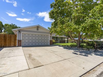 377 Granada Dr, Sparks, NV, 89431