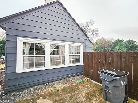 3rd image of 316 Taylor St