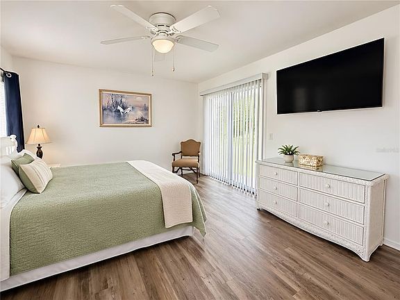 4th image of 4227 CONRAD ROAD