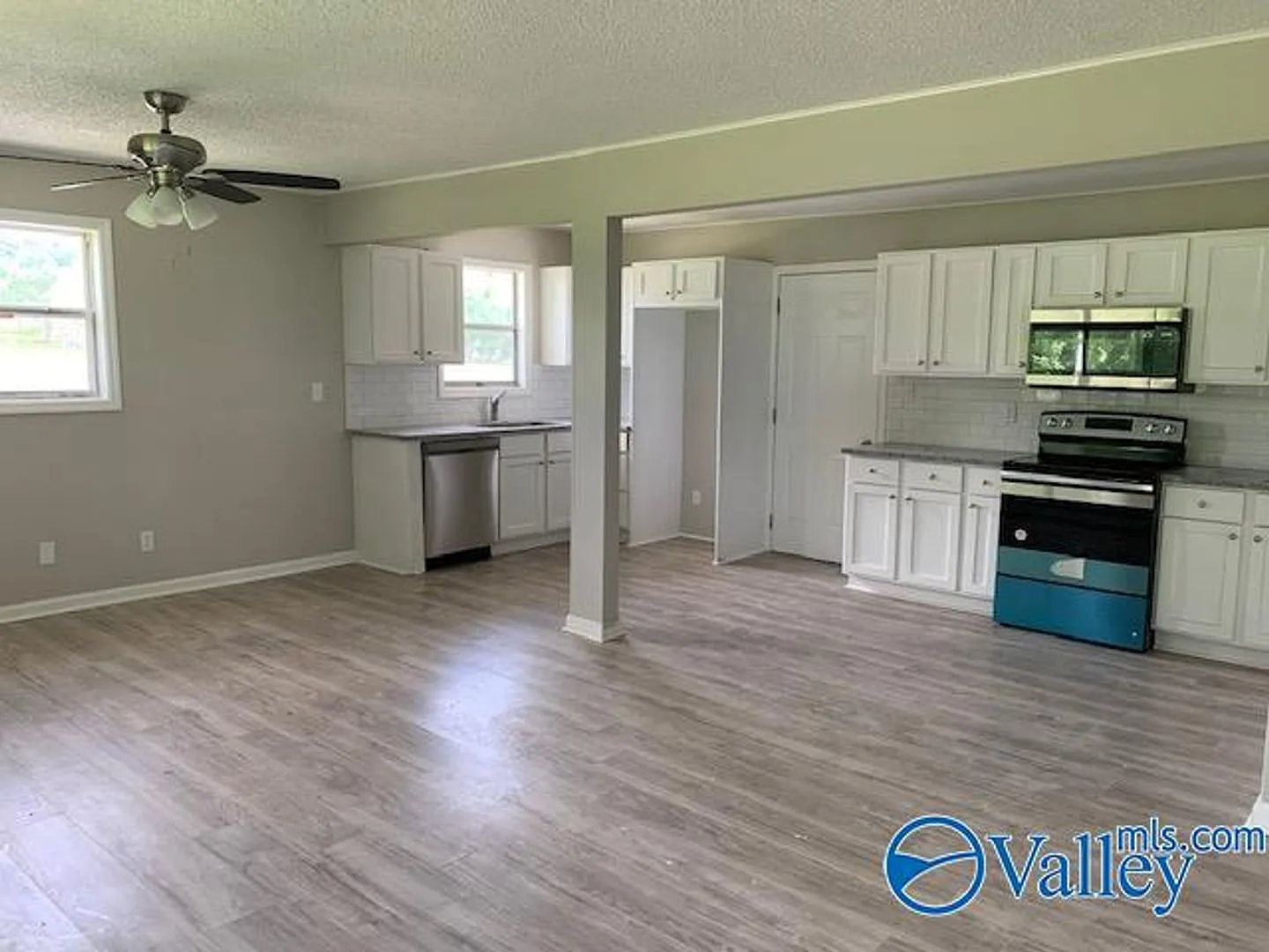 Lovely 3 Bedroom Cottage - Gurley — Photo 3