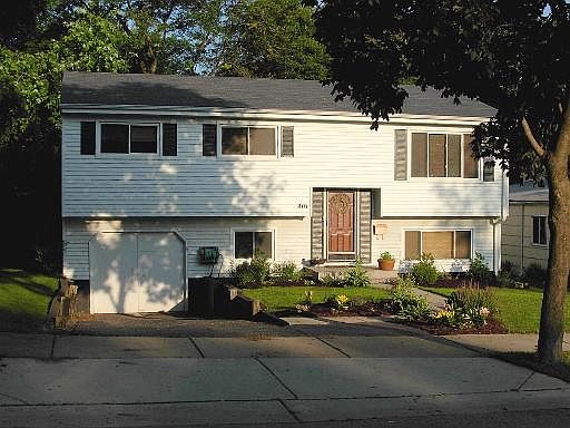 1st image of 416 Kenilworth Ave