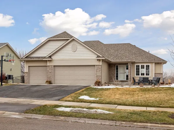 909 Firethorne Trl, Jordan, MN 55352