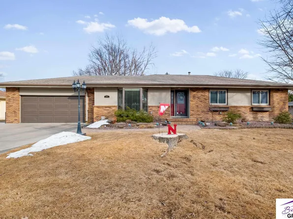 6705 Brookridge Dr, Omaha, NE 68137