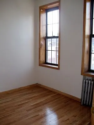 Rented by Nooklyn NYC LLC | media 21