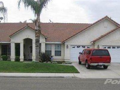 1355 W La Vida Ln, Porterville, CA, 93257