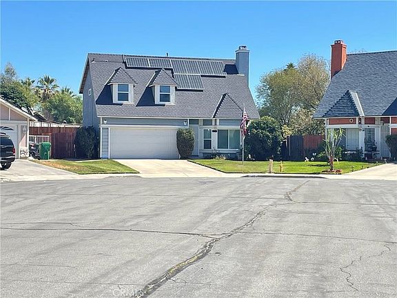 2nd image of 25824 Cayenne Ct