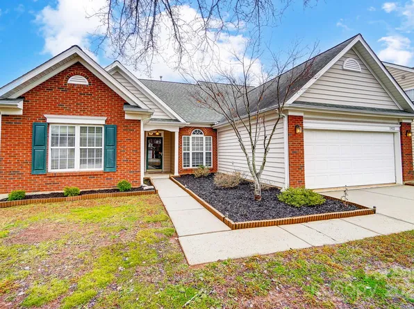 13922 Pilcher Dr, Charlotte, NC 28278
