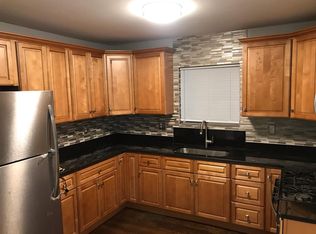 4 Myrtle Pl APT 1, Taunton, MA 02780