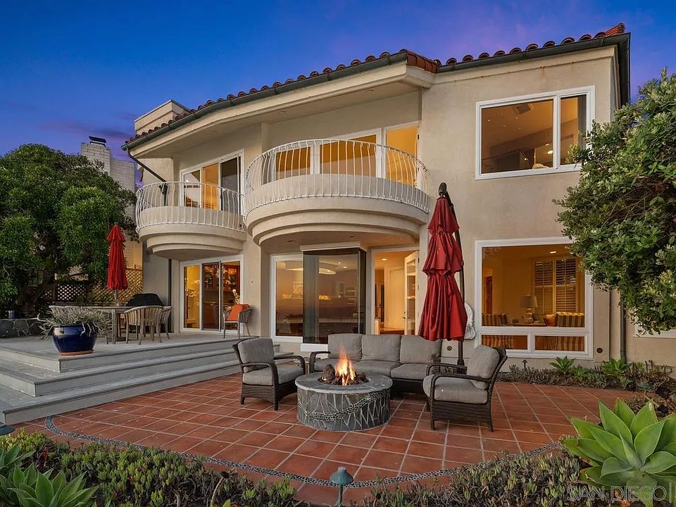 5716 Dolphin Pl, La Jolla, CA 92037 | Zillow