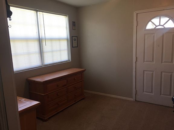 5th image of 2414 Underwood Pl