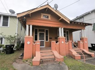 8524 Apricot St, New Orleans, LA 70118
