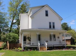 15 Willow St, Northampton, MA 01062