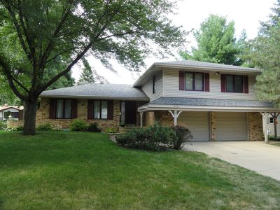 2628 Falcon Dr NE, Cedar Rapids, IA, 52402