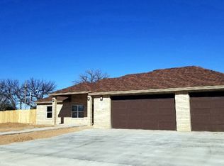 8 Westminister Ct, Roswell, NM 88201