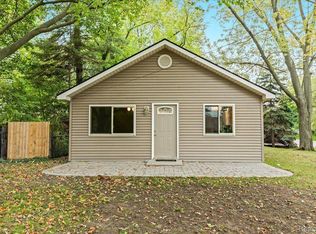 295 Wellsboro St, Walled Lake, MI 48390