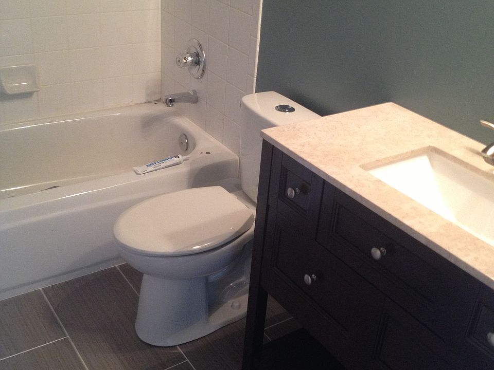 newly remodeled spare bath