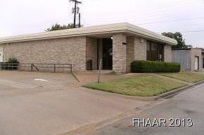 2nd image of 309 W Avenue G