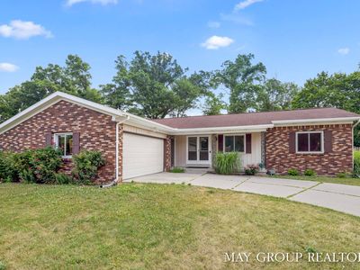 4452 Trail View Dr NE, Grand Rapids, MI, 49525