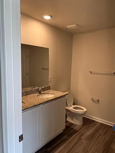 2059 Pomona Way Photo 1