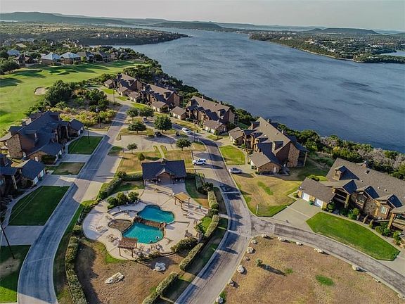 4th image of 501 Eagle Point
