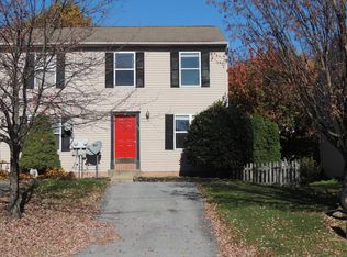 13 Tiffany Ln, Lebanon, PA 17046