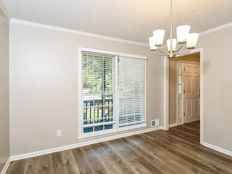4936 Condor Pl NE — Photo 8