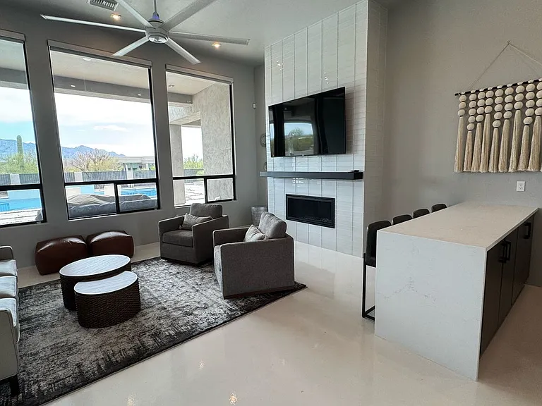 12230 N Carpas Wash Dr — Photo 21