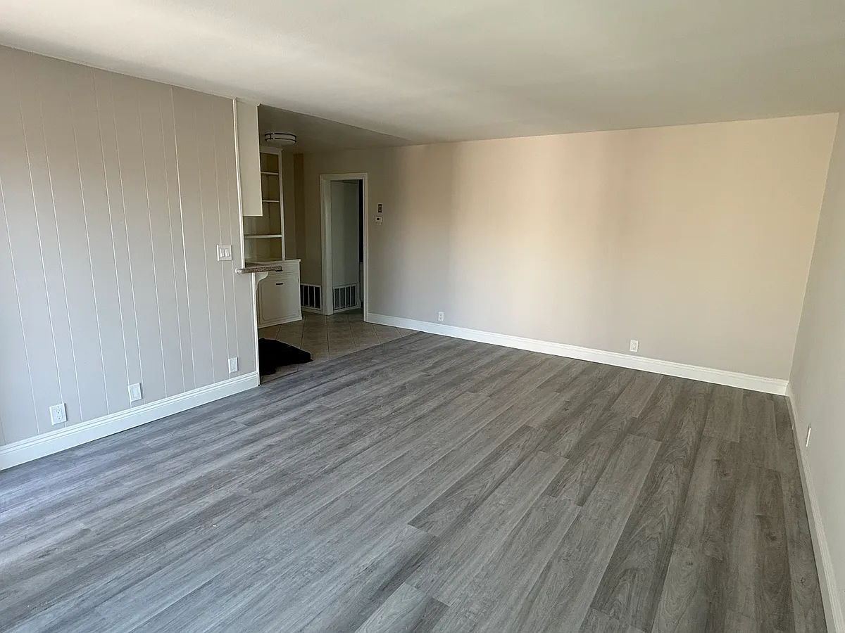 Building Photo - 816 S 4th St #123