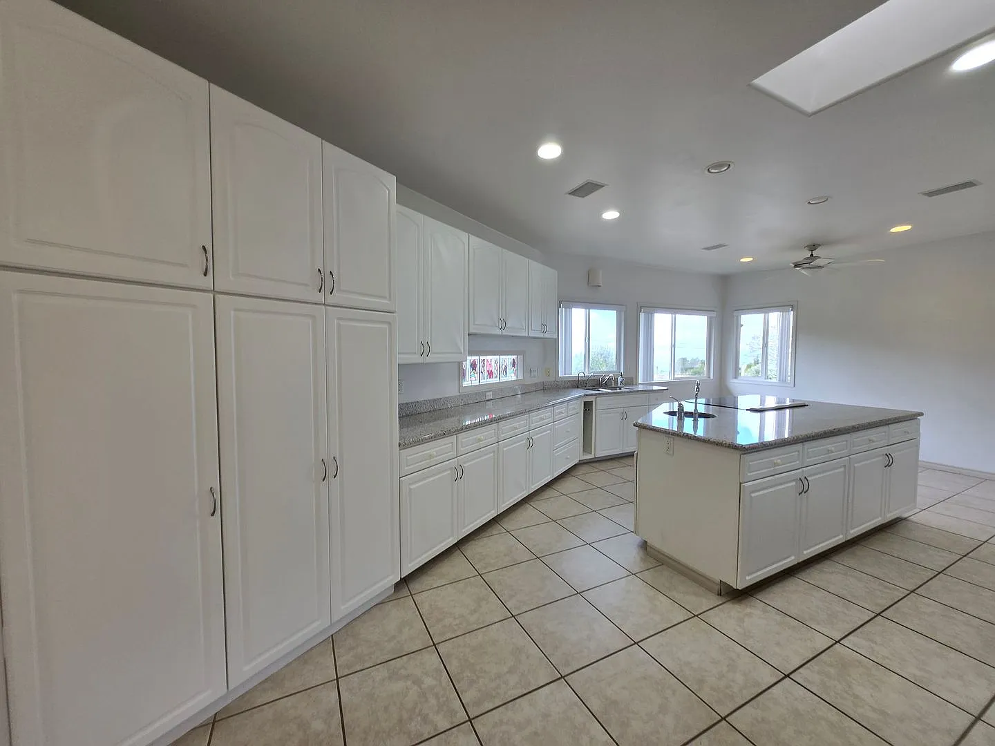 Renovated 3-Bedroom 2.5 bath Home in Kula — Photo 4