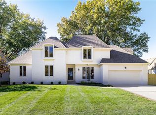 4900 Somerset Dr, Prairie Village, KS 66207