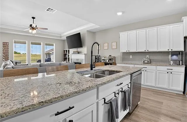 7905 Camellia Bud Ct — Photo 11