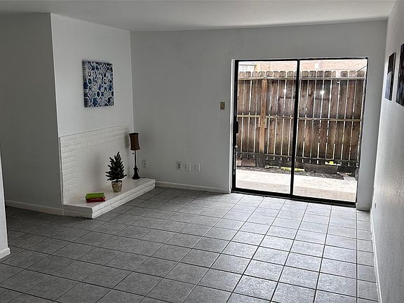 4th image of 9090 S Braeswood Blvd APT 89