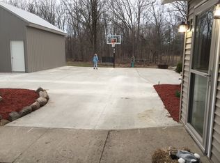 485 Burr Oak Rd, Colon, MI 49040