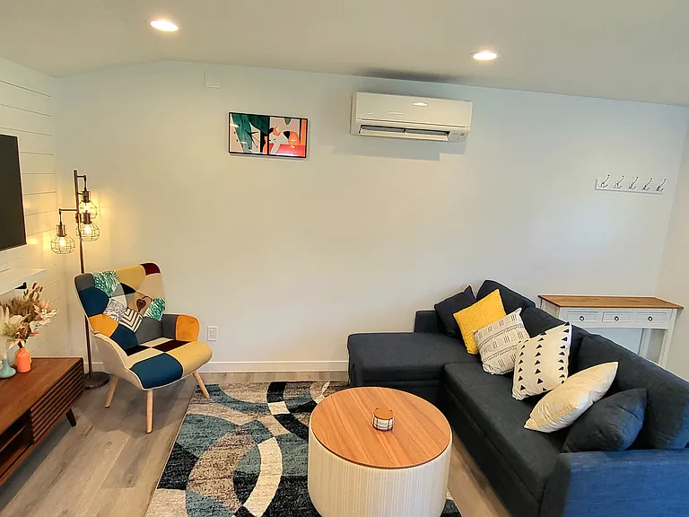 303 NE 115th St #1 — Photo 10
